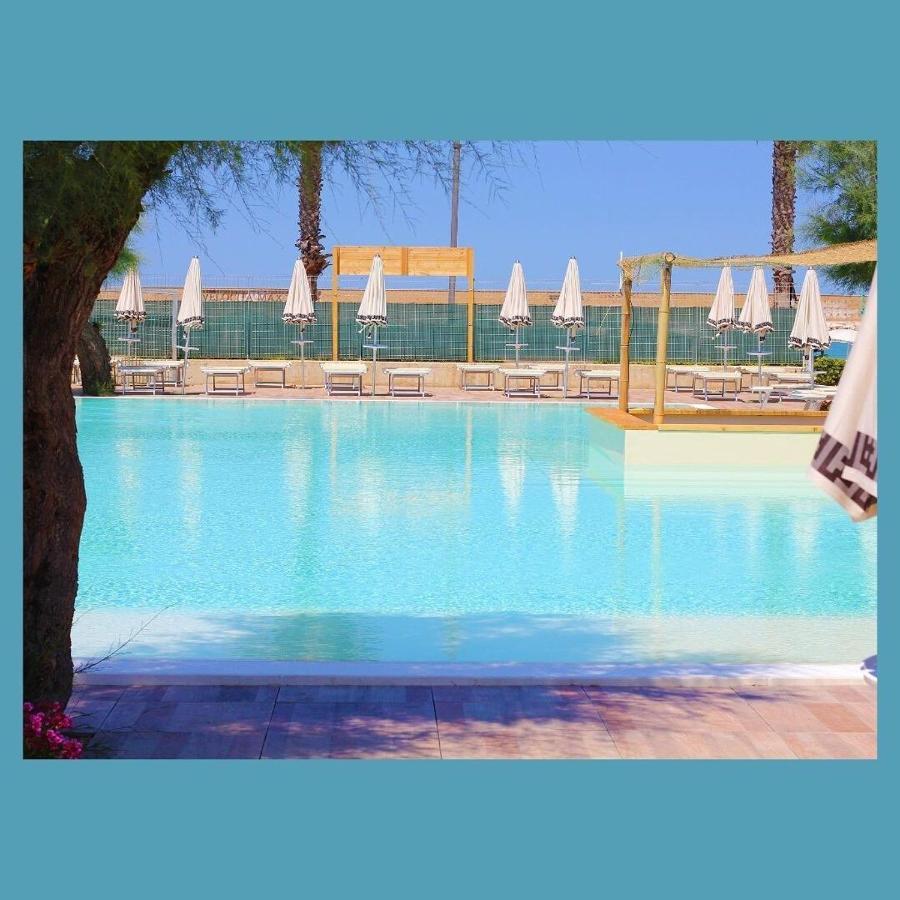 Lianna Beach Resort マリーナ・ディ・モンテネーロ エクステリア 写真